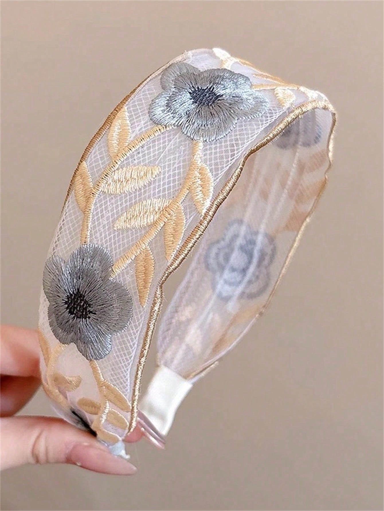 

Элегантная повязка на голову с вышивкой в виде цветов, подходит для повседневной носки, поездок на работу, в школу, для работы, пляжного отдыха, фестивалей, в качестве подарка. синий