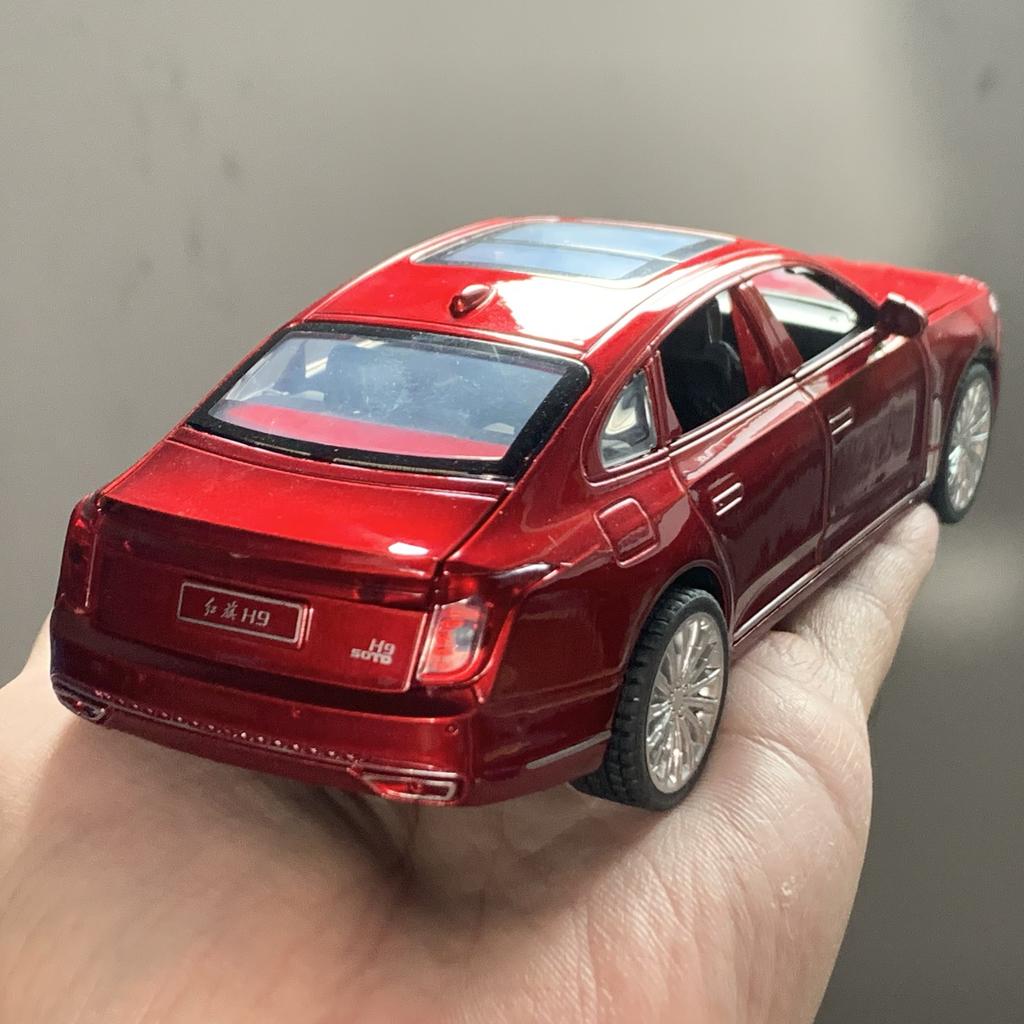 1:32 Hong Qi H9 Alloy Metal Diecast Model Car Car Central Control Ornament Miniature Metal Vehicle Trendy Auto Accessory & Small