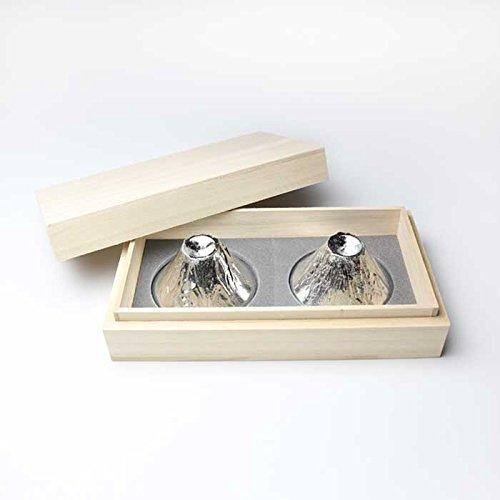 

Nousaku Mount Fuji FUJIYAMA Pewter Sake Cups, Pair Set, Paulownia Wood Box