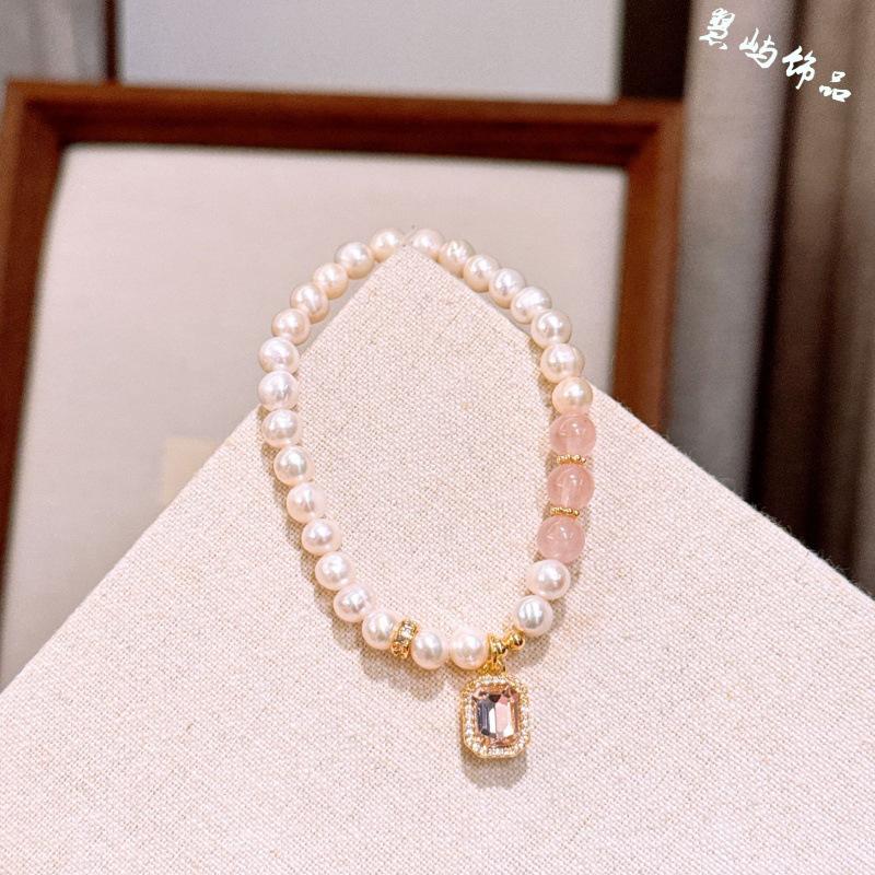 Natural Pearl and Rose Quartz Sugar Cube Pendant Bracelet Light luxury and gentle style versatile bracelet