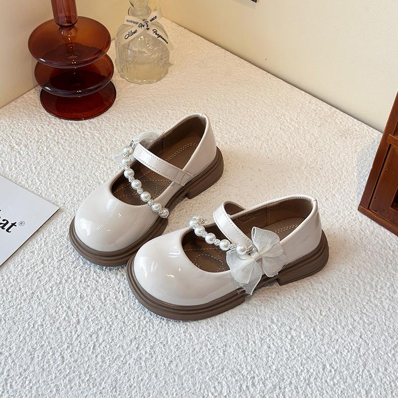 

Girls Flats Round Toes Mesh Lace Bows Kids Princess Shoes Beads 2025 New Children Leather Shoes Black Glossy Ins Trendy Sweet 26 бежевый