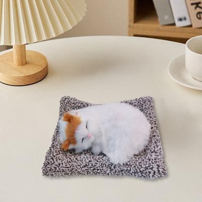 Schlafende Katze Plüschtier mit Bambuskohlebeutel Weiches Kunstfell Luftreiniger Auto Dekoration Realistisches Stofftier für Zuhause Büro Angstlinderung Geschenk