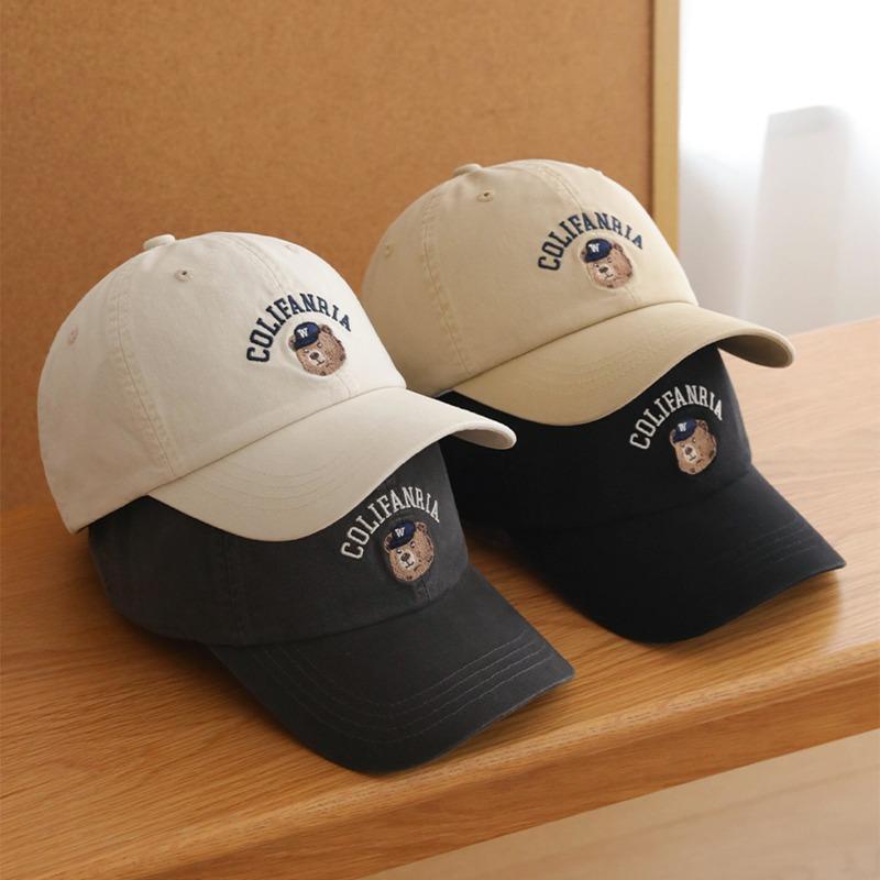 Embroidered bear baseball cap, versatile for men and women, spring and summer outdoor sun protection, face cap, sun hat