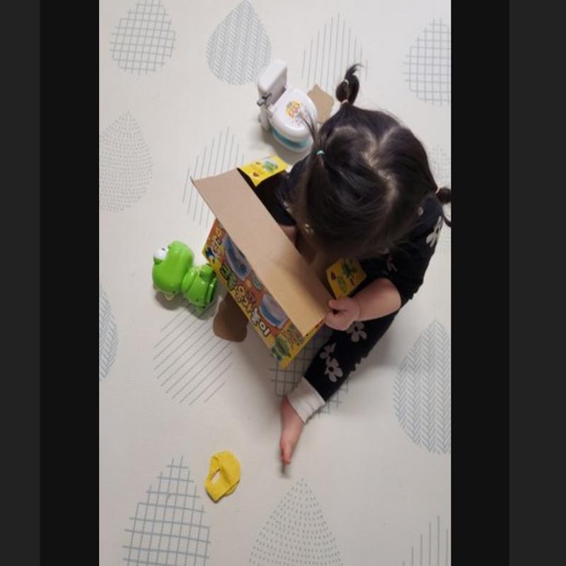 Pororo Genuine Crong Toilet Education Play Set