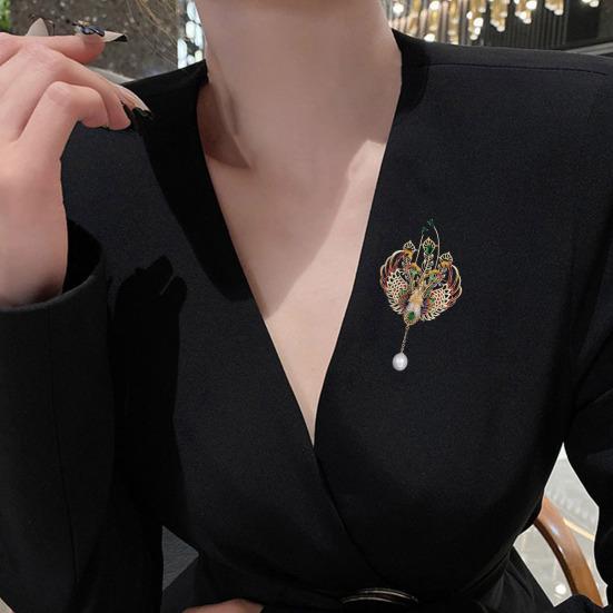 Women Brooch Sparkling Rhinestones Faux Pearl Phoenix Shape Lapel Pin Suits Coats Bags Scarves Badge Versatile Accessory