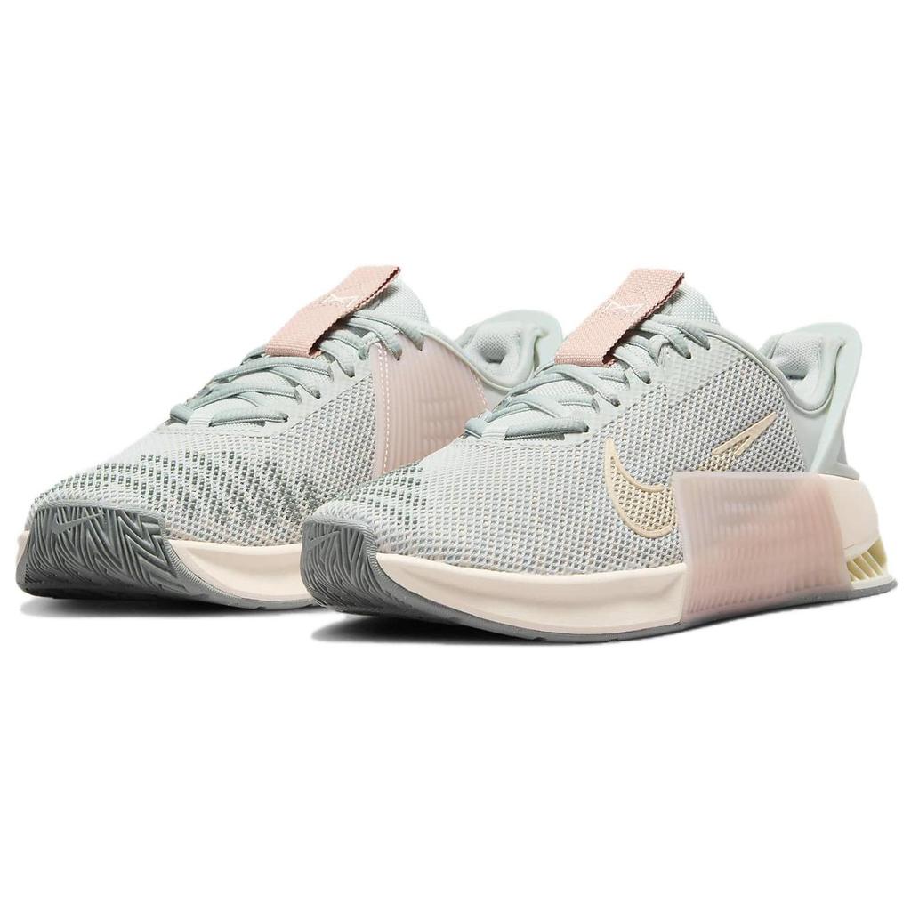 Nike Metcon 9 Könnyű Felvételű 'Light Silver Pale Ivory Guava Ice' Női DZ2540-002
