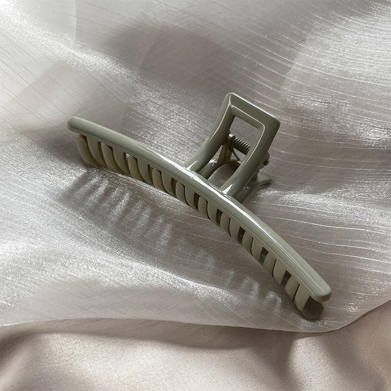 Nya Enkla Stora Enords Hårklämmor för Kvinna Mode Akryl Hajklämma Tvätta Ansiktet Hårklämmor Hårnålar Håraccessoarer