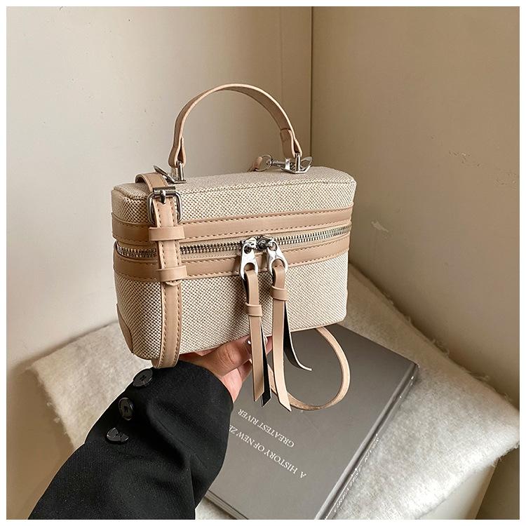 

Новый продукт контрастная цветная вставка новая популярная коробка большой вместимости модная одноплечевая наклонная портативная сумка-коробка хаки