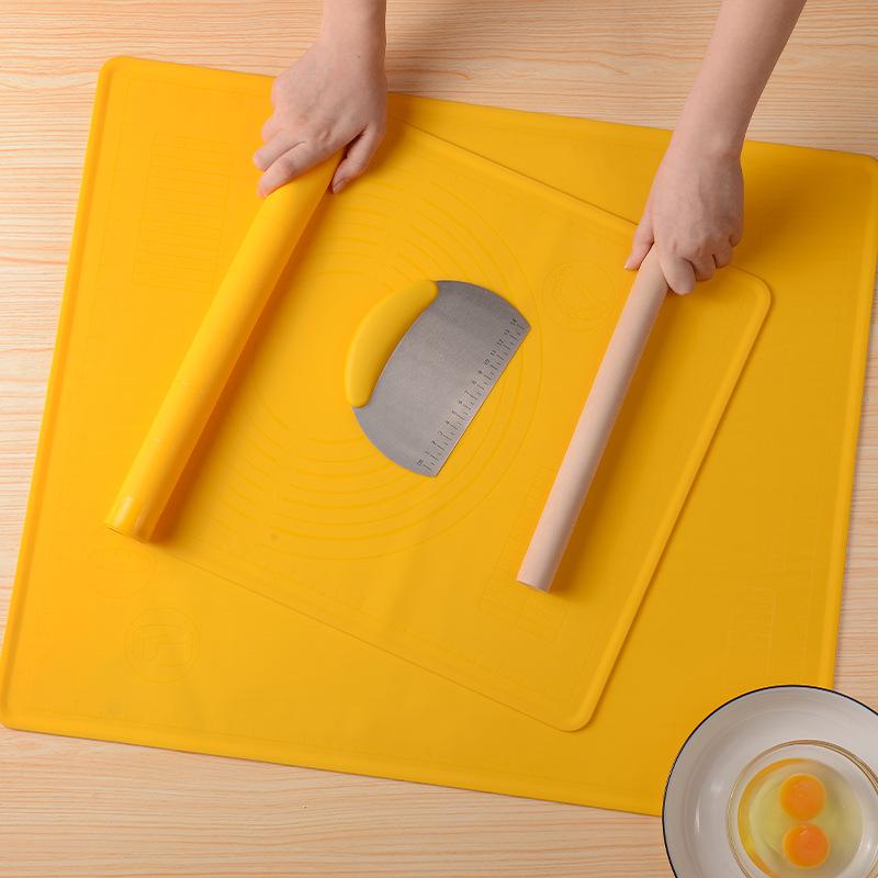 3-teiliges Set: Antihaftbeschichtetes Silikon-Knet-, Roll- und Hackpad zum Backen
