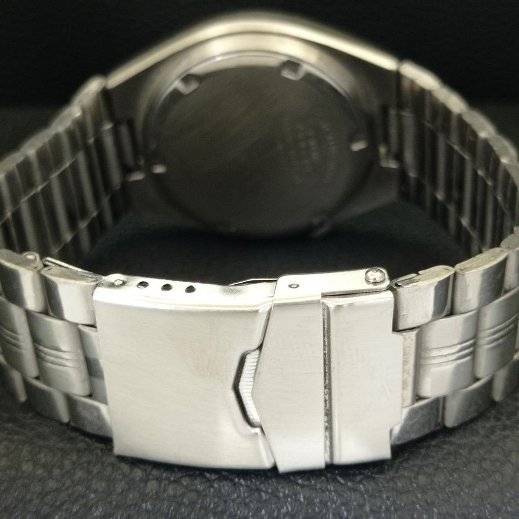 GENUINE VINTAGE SEIKO 5 AUTOMATIC 7019A JAPAN MENS BLACK DIAL WATCH a701916-5 R207-a701916