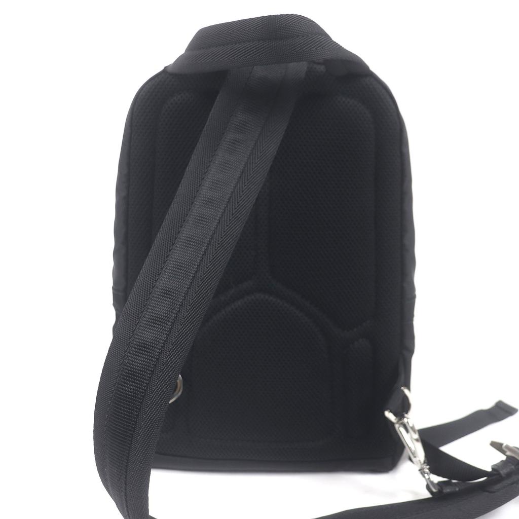 PRADA Sling bag Triangle logo sling bag black Nylon mens 2VZ013 Used