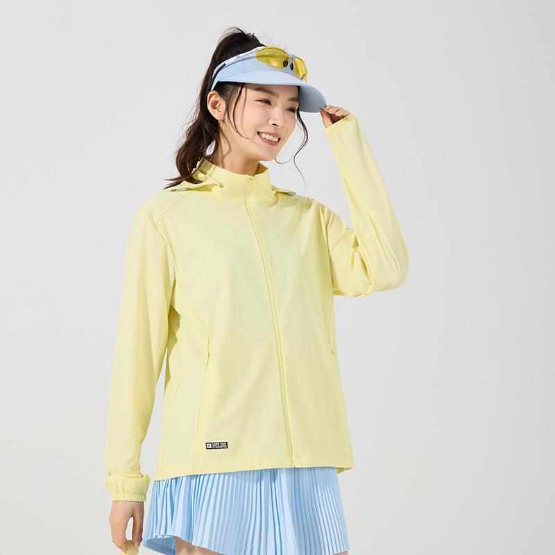 UPF10 + new sunscreen clothing for men and women loose and quick-drying ice silk jacket outdoor UV protection light skin clothing for women