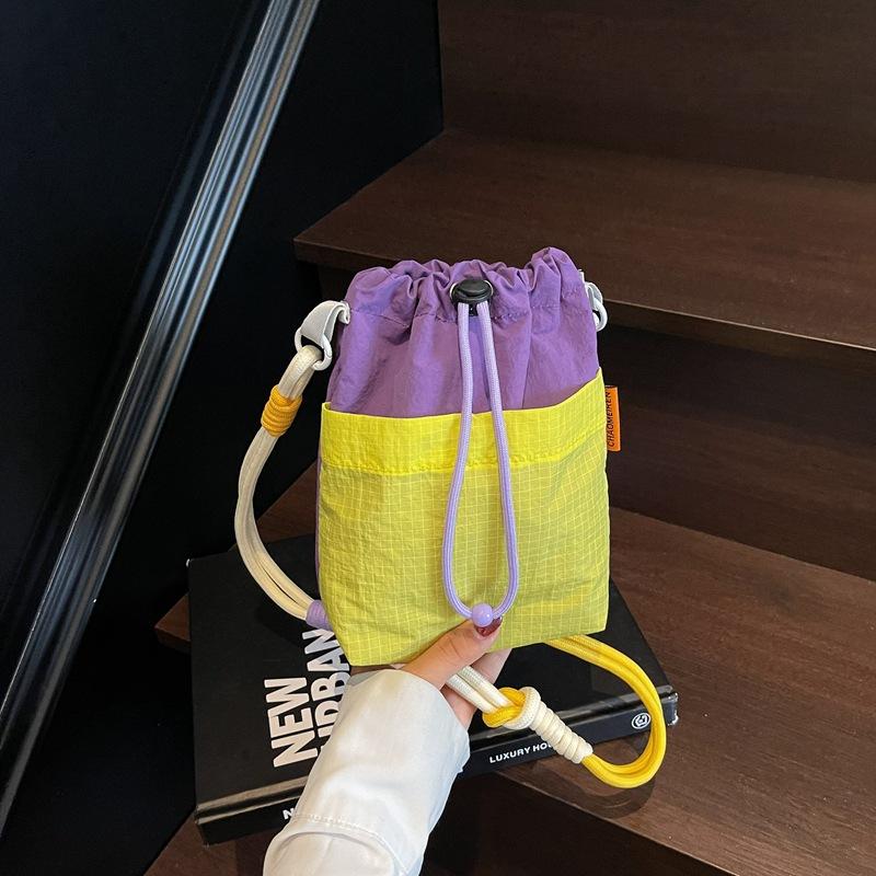 Multi Functional Kettle and Cup Bag, Lightweight Sports Crossbody Bag for Autumn and Winter, Women's Cycling Bag, Single Shoulder Mobile Phone Bag