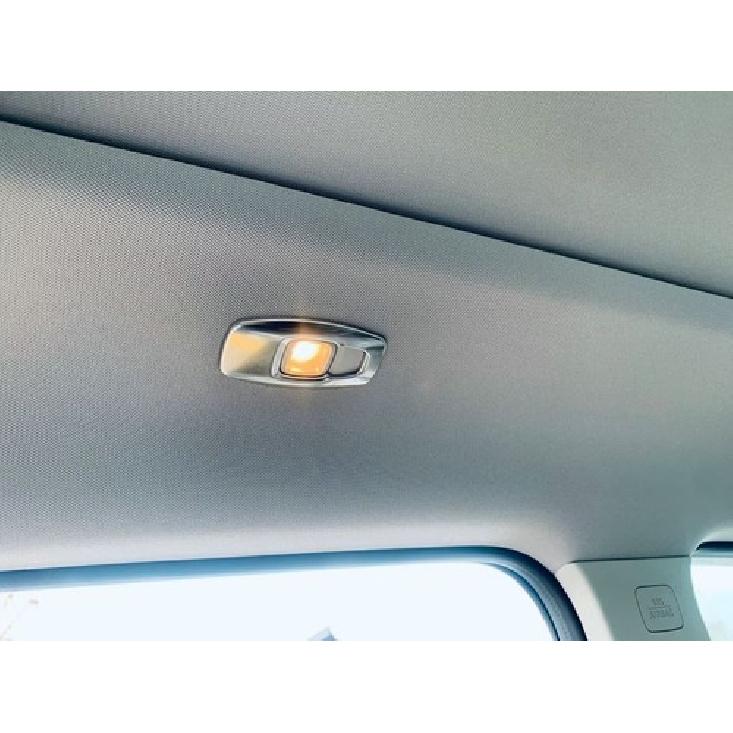 Стальная Серебристая Накладка на Плафон Заднего Освещения для -2025 Mitsubishi Outlander