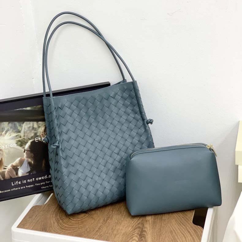 New knot leather woven shopping bag mother and child bag tote bag commuter large capacity underarm shoulder bag women