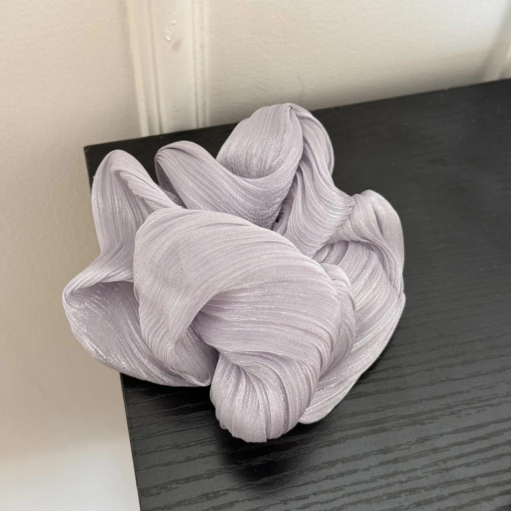 Elegante Satin-Haargummis Große Mode-Haarbänder Gestreifte Haaraccessoires Übergroße Scrunchies Elegantes Gestreiftes Gummi-Haarband