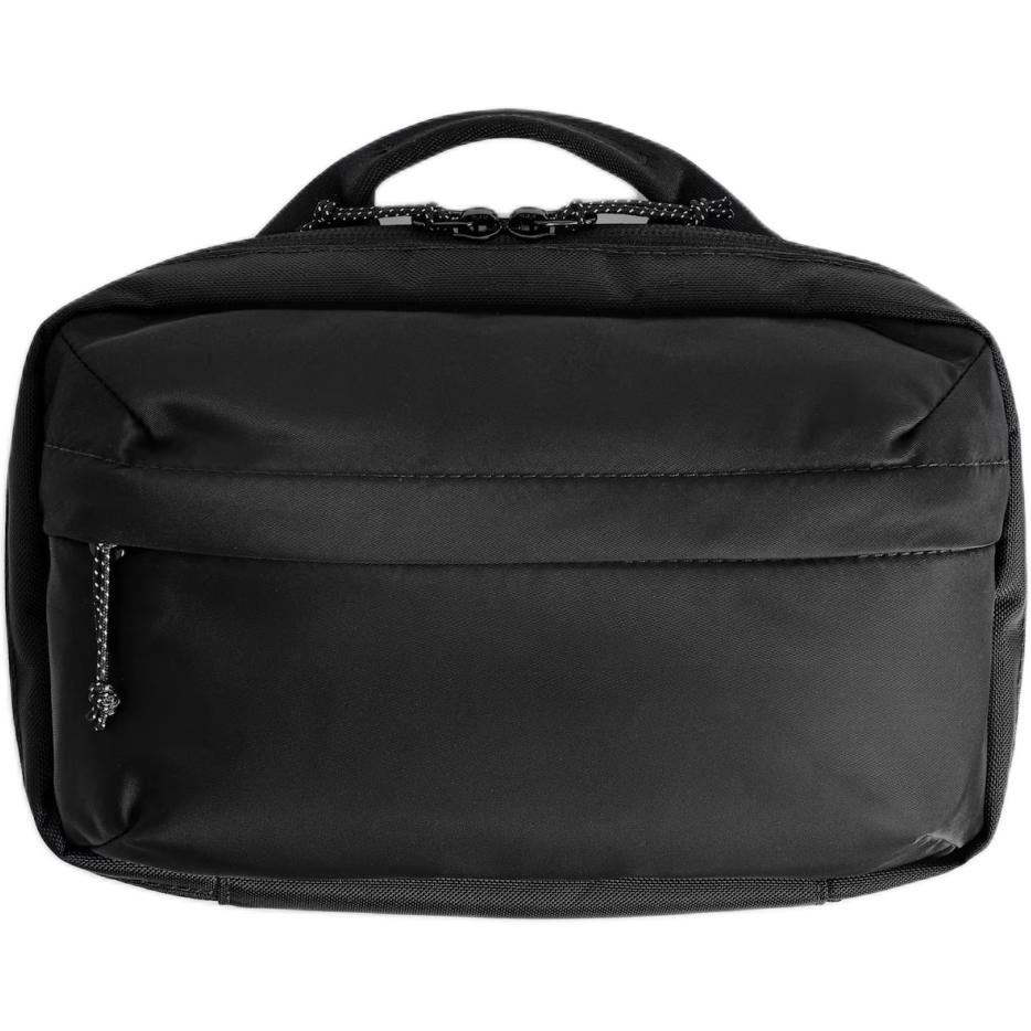 COS Minimalist Practical Recycled Nylon Travel Storage Bag Men bags Black 1312155001 Black
