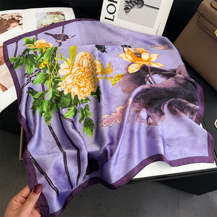 Elegant Ginkgo Leaf Print Silk Square Scarf – Versatile Headscarf for Spring and Summer