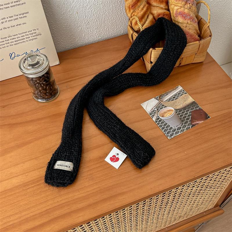 

Niche конфетного цвета вязаный колбасный шарф женский зимний старший колледж ветер тонкий узкий полосатый теплый шарф 100-135CM чёрный