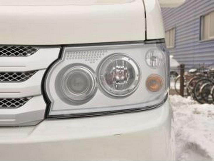 Compatible with Changan Xingguang 4500/6395/6390 Original Headlight Assembly