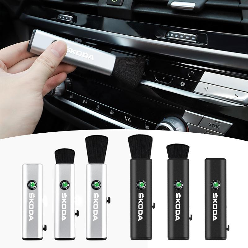 CUCB7 Car Conditioning Air Outlet Retractable Cleaning Plastic Soft Brush For Skoda Octavia A5 Superb Old Febia Roomster Kodiaq Yeti