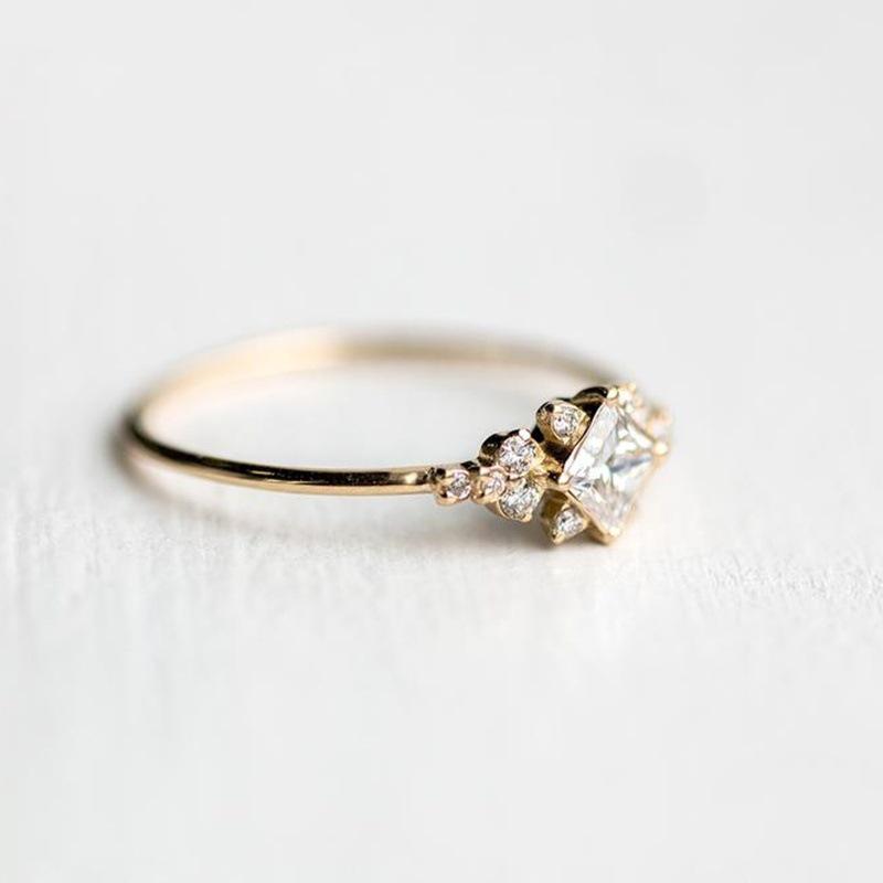 Bague Zircon pour Femme Européenne et Américaine Simple Électroplaquée Or 18K