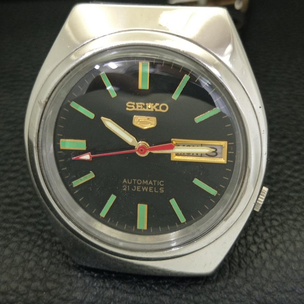 VINTAGE SEIKO 5 AUTOMATIC 7S26A JAPAN MENS BLACK COLOR DIAL WATCH A701915-5 R207-a701915