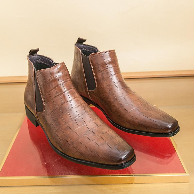 Fashion High-quality Men's Pointed Business Casual Short Boots Fashion Brand Men's Autumn New Style Comfortable Chelsea Leather Shoes
