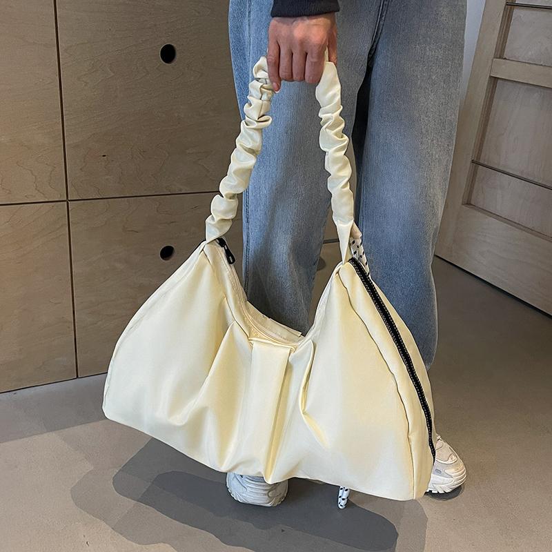 Large Capacity Nylon Shoulder Bag Women Leisure Commuting Versatile Crossbody Bags Lightweight Simple Travel Handbags