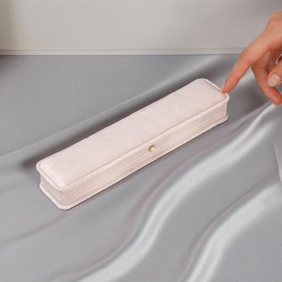 Velvet Jewelry Box, with Shock-Proof Lining Hard Case, Protects Jewelry from Oxidation And Scratches Jewelry Organizer
