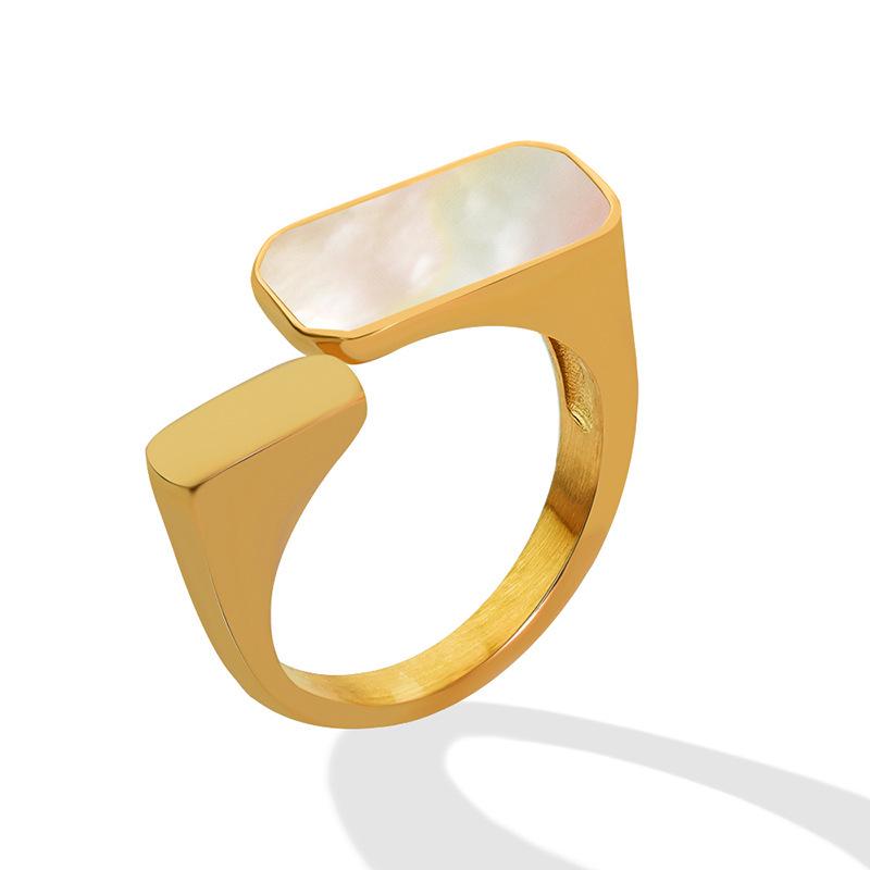 European-American Retro Fashion White Pearl Open Ring, Women's 18K Gold-Plated Titanium Steel Jewelry