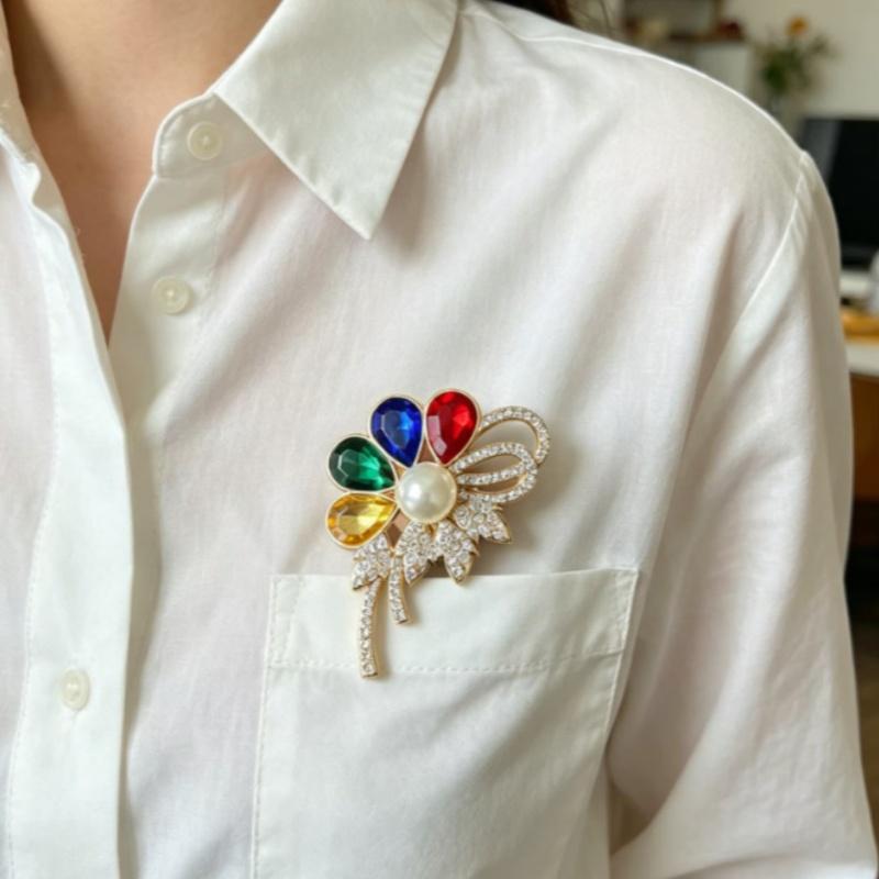 Women's Flower Brooch with Colorful Rhinestones and Elegant Plant Design for Parties