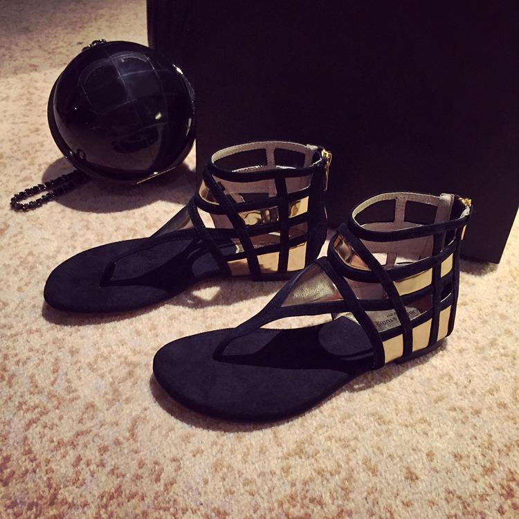 Spot large size flat bottom 35-42 size spring and summer flat bottom toe rear zipper T with sandals hollow herringbone sandals women