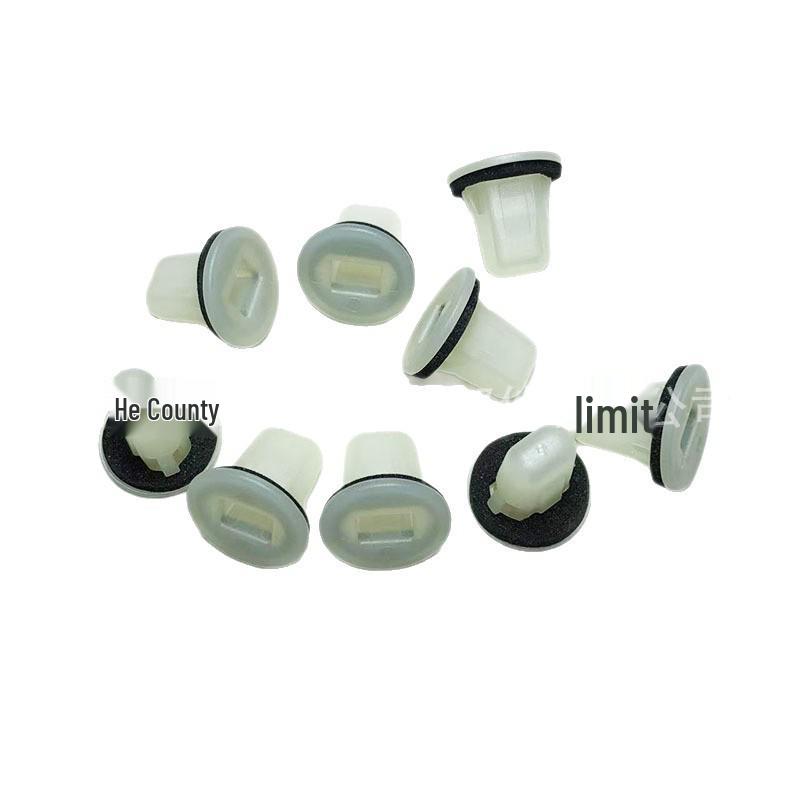 

Mercedes-Benz Taillight Locking Clip Clear Plastic