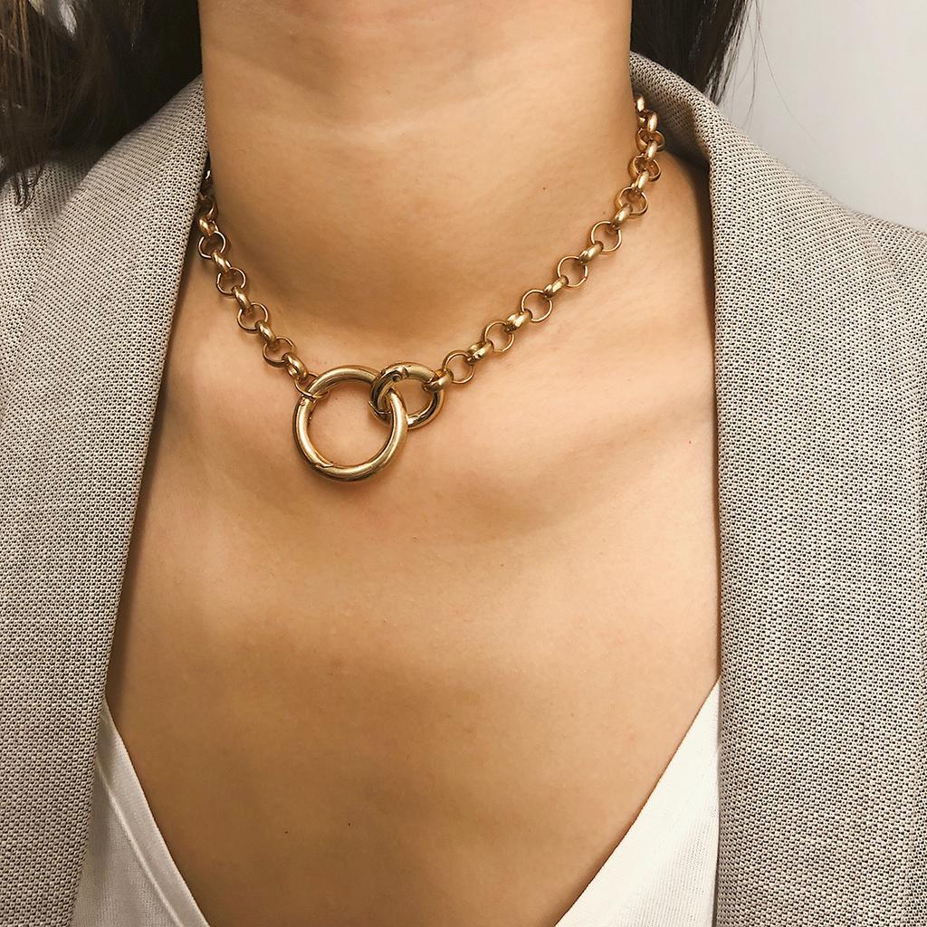 Simple Hollow Out Circular Pendant Clavicle Necklace for Women Gold Metal Girl Charm Line Up Jewelry Gift