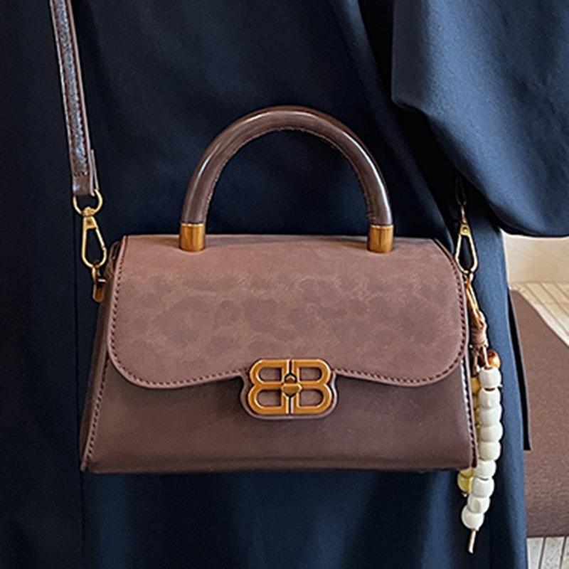 Autumn New Simple Portable Women's Bag Niche Fashion High Value Small Square Bag Shoulder Messenger Bag