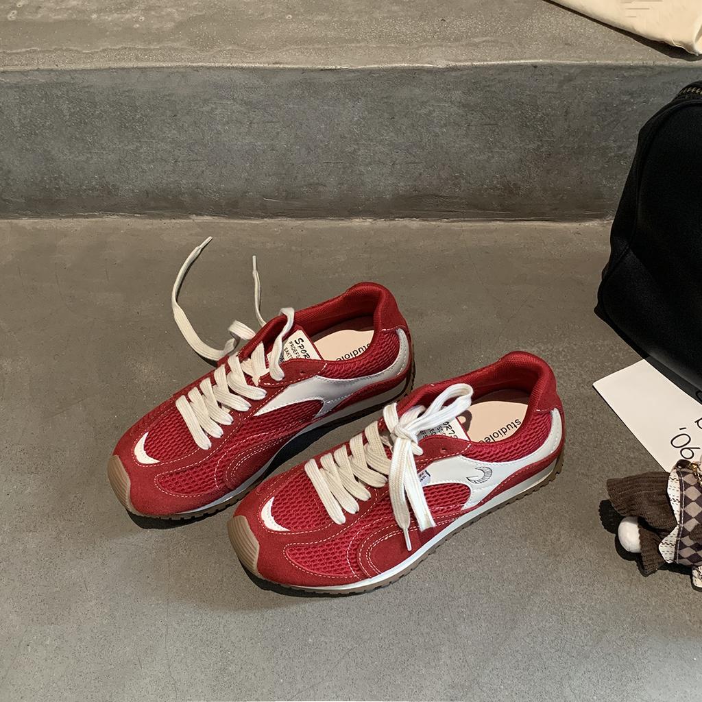 Cowhide version of grape mother, the same fashionable crooked head mesh lace-up inner height increase versatile moral training casual board shoes wom