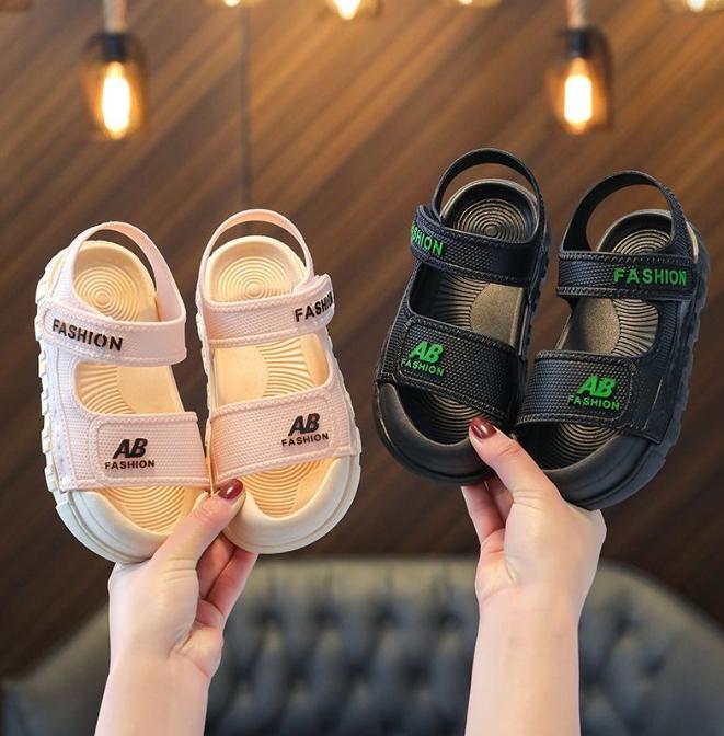 Sommer Neue Kinder Weichsohle Strandschuhe Jungen Sportsandalen Atmungsaktiv Baotou Babyschuhe Herren Sommer