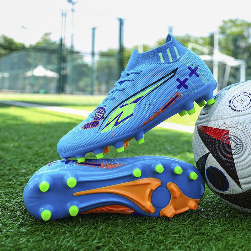 New Football Shoes Men's Professional Game Long Nail Football Shoes Youth Training Broken Nail Sports Football