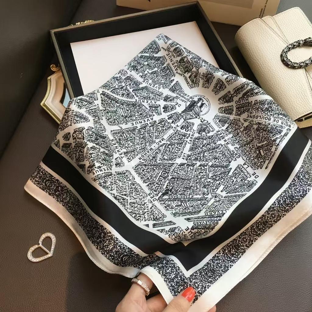 Light  Purple Women'S 100% Mulberry Silk Scarf Neckerchief Spring Fall New Luxury Floral Design Satin Squaresilk Scarves 65*65Cm