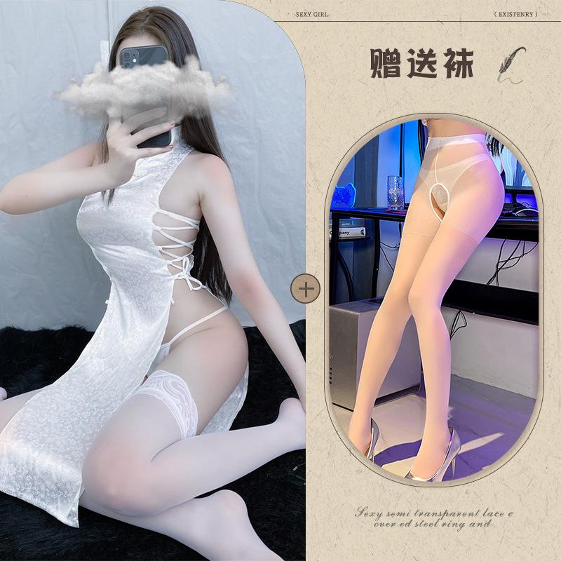 Sexy sleeping lingerie, strap split nightclub uniform, seductive small-breasted retro cheongsam set