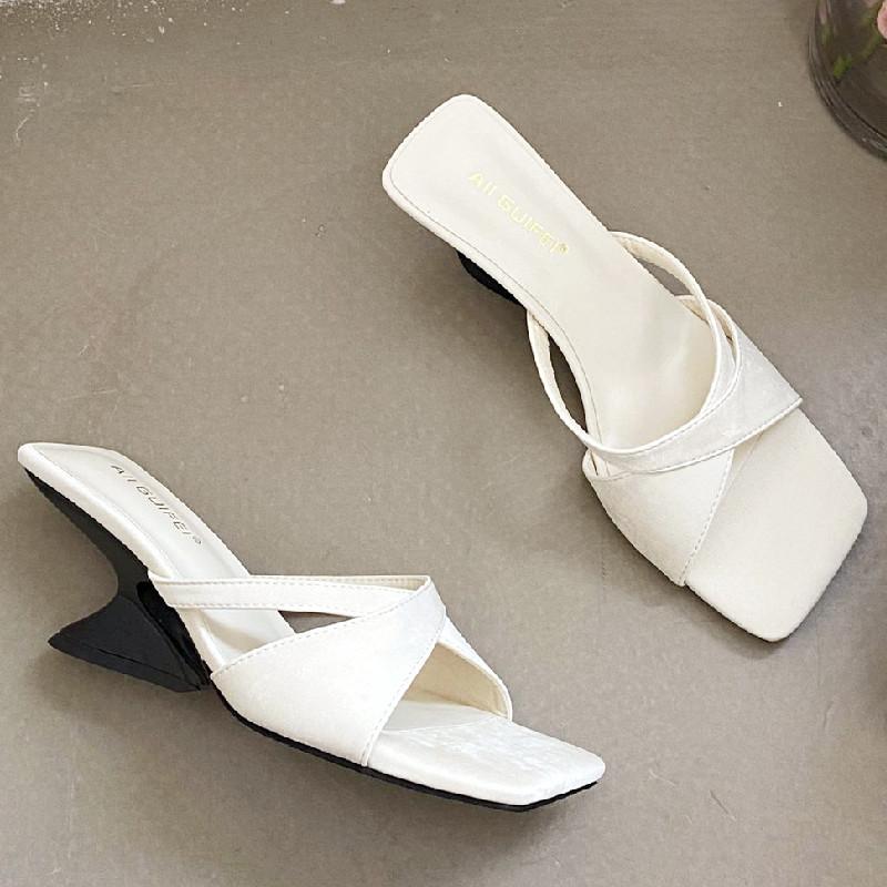 Fashion High Quality Square Toe Cross-tied Women Sandals Open Toe Wedges Slide Sandals Summer Fashion Comfortable Satin Heels for Women