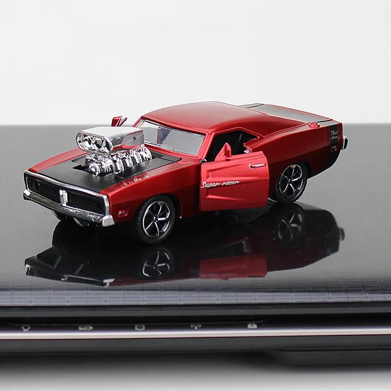 1/36 Dodge Classic Car Alloy Model Car Model Jewelry Metal Return Toy Gift Ornaments