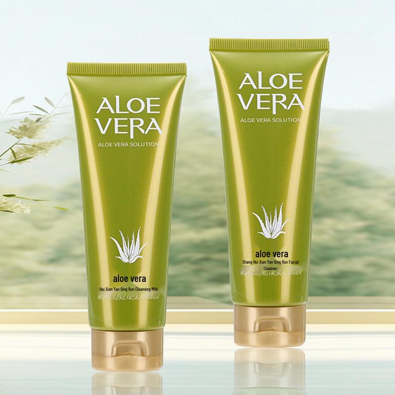 Aloe Vera Deep Cleansing & Hydrating Face Wash for Women