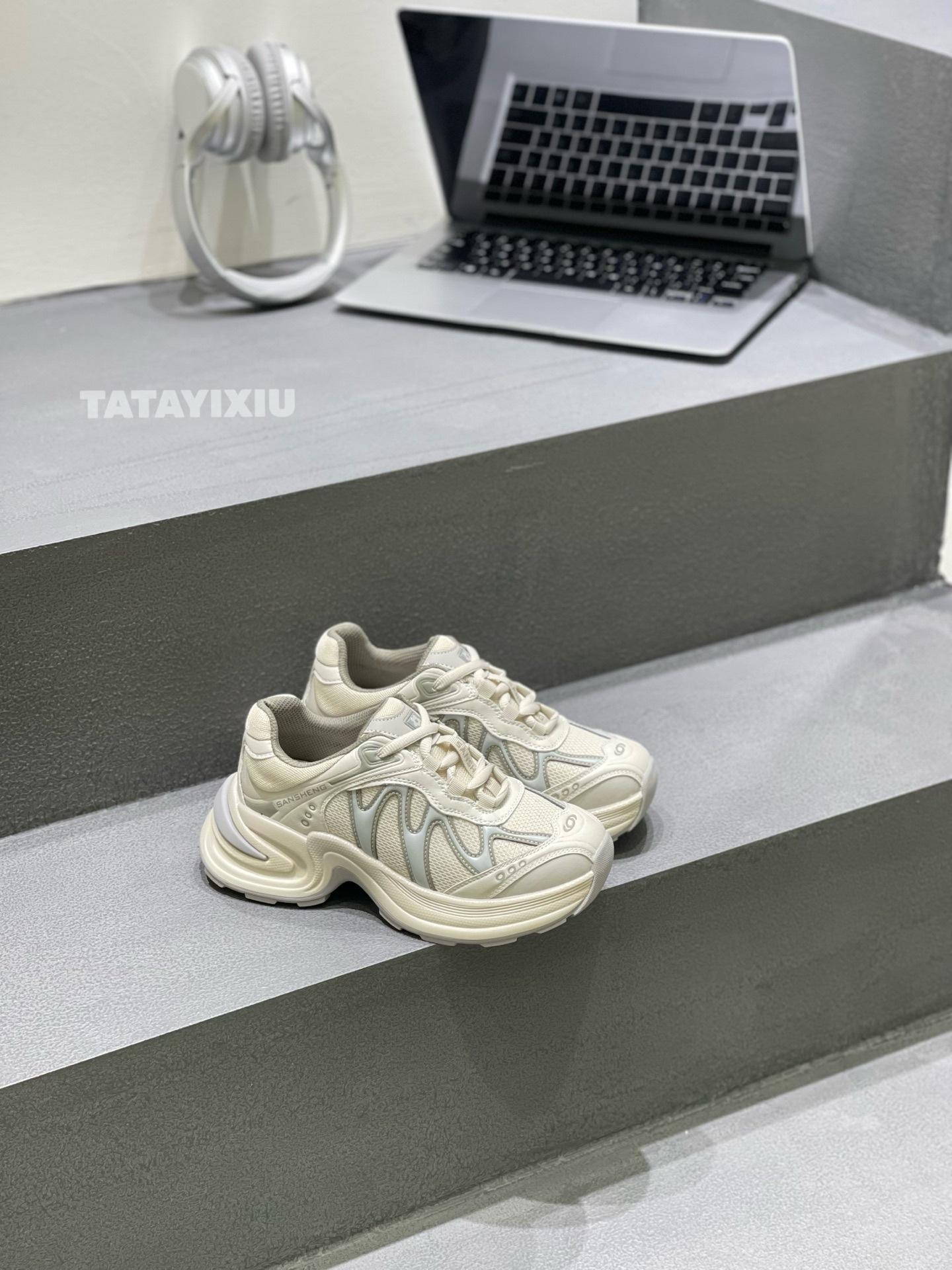 

Нишевый дизайн, чувство стиля, уличные альпинистские кроссовки для бега и тренировок, для путешествий, фитнеса, сетчатые дышащие, на толстой подошве, спортивные кроссовки для папы, женские 40