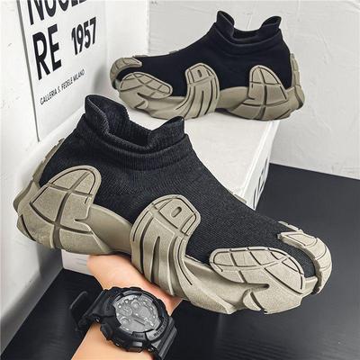 2025 Atmungsaktive Mesh Flyknit Slip-On Sportschuhe für Herren