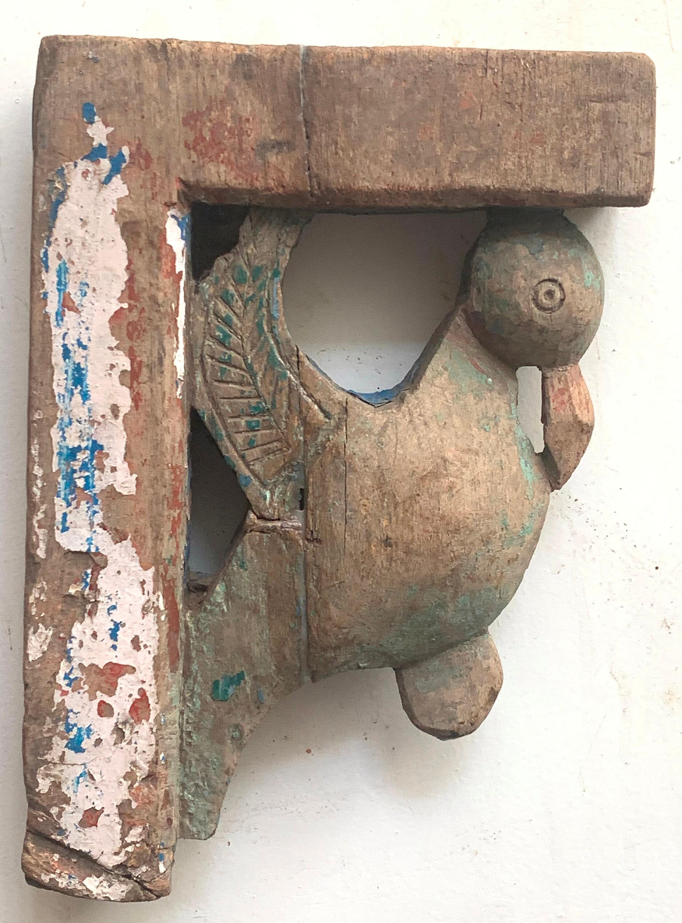 Handcrafted Wooden Peacock Bracket: Distressed Indian Wall Decor 16” X 8” X 24” (l x w x h) разноцветный