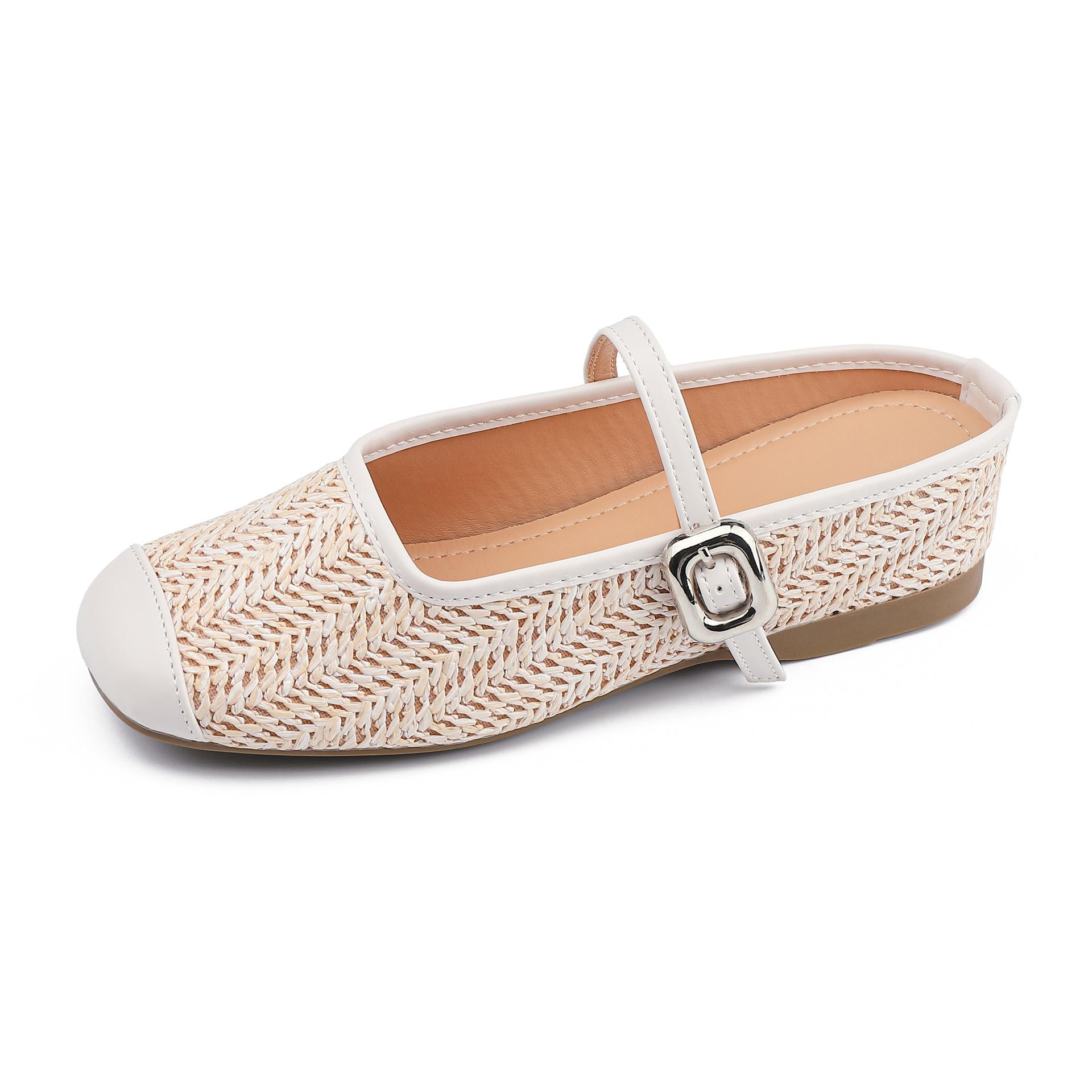 

Grape mother inner height increase retro woven hollow square head word with thick heel sandals Muller half slippers women s summer 2025 35