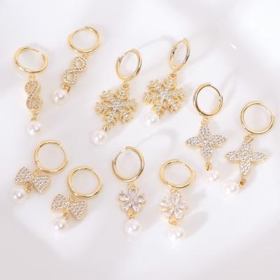 Light Luxury Fashion Shell Bead Pendant Zircon Snowflake Earrings Plated 14k Gold High-end Pearl Earrings for Women