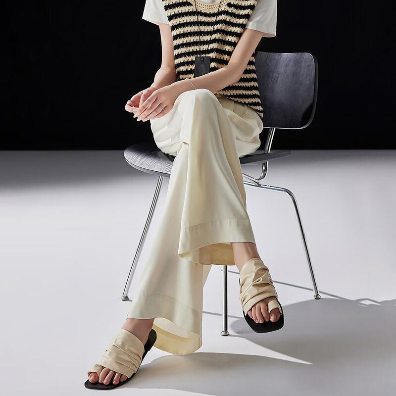 Demana Women's High-Waist Lyocell Pleated Wide-Leg Pants